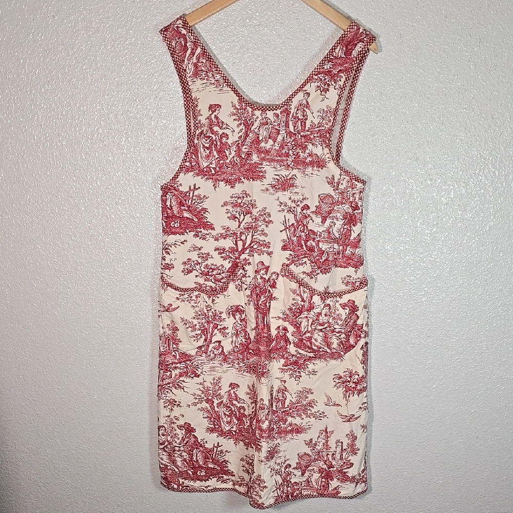 Hopeless Romantic French Style Print Red and White Sleeveless Apron